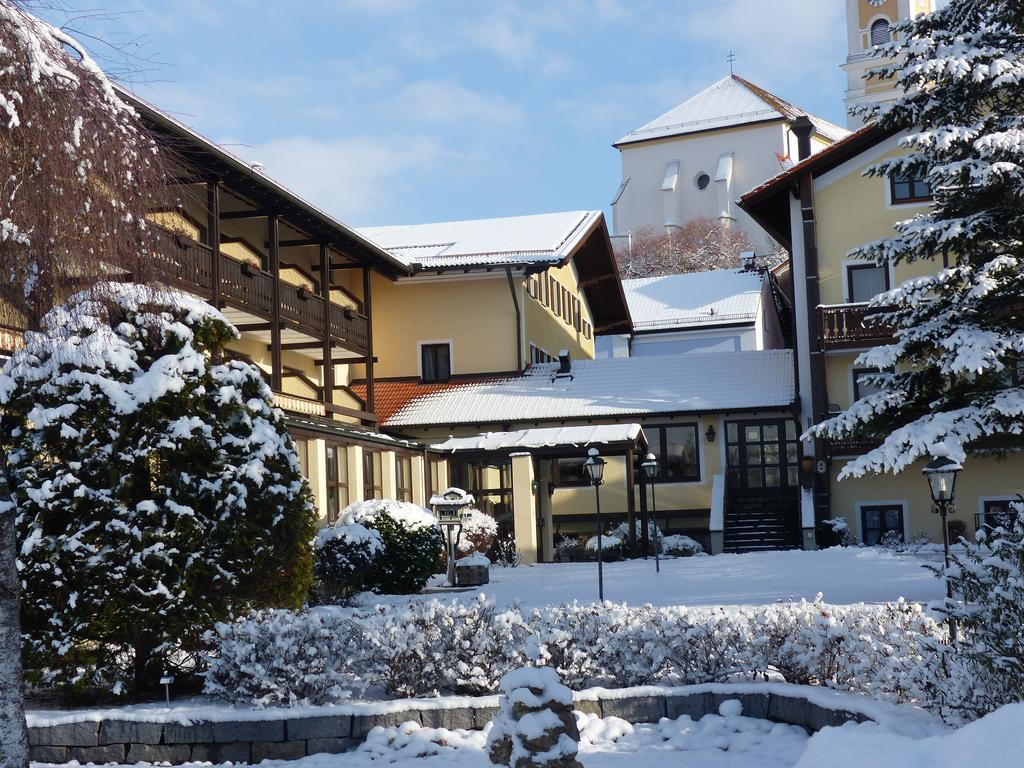 Graefliches Hotel Alte Post Bad Birnbach Exteriér fotografie