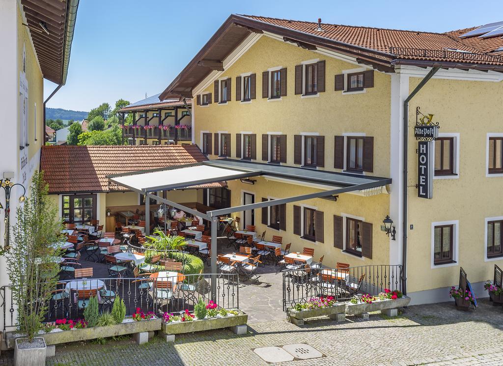 Graefliches Hotel Alte Post Bad Birnbach Exteriér fotografie